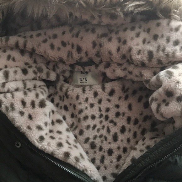 Olive green super warm parka - Picture 2 of 5